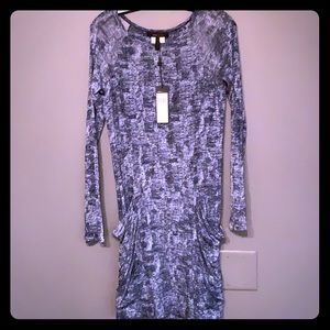 New long sleeve dress with pockets